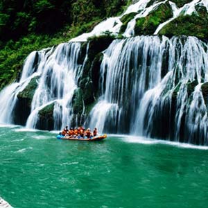 休閑自駕K線::天子山、寶峰湖/黃龍洞、土家風(fēng)情園、猛洞河漂流三晚四日游